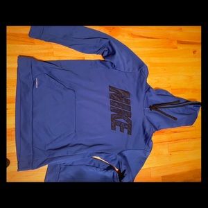 Nike men’s drifit sweatshirt